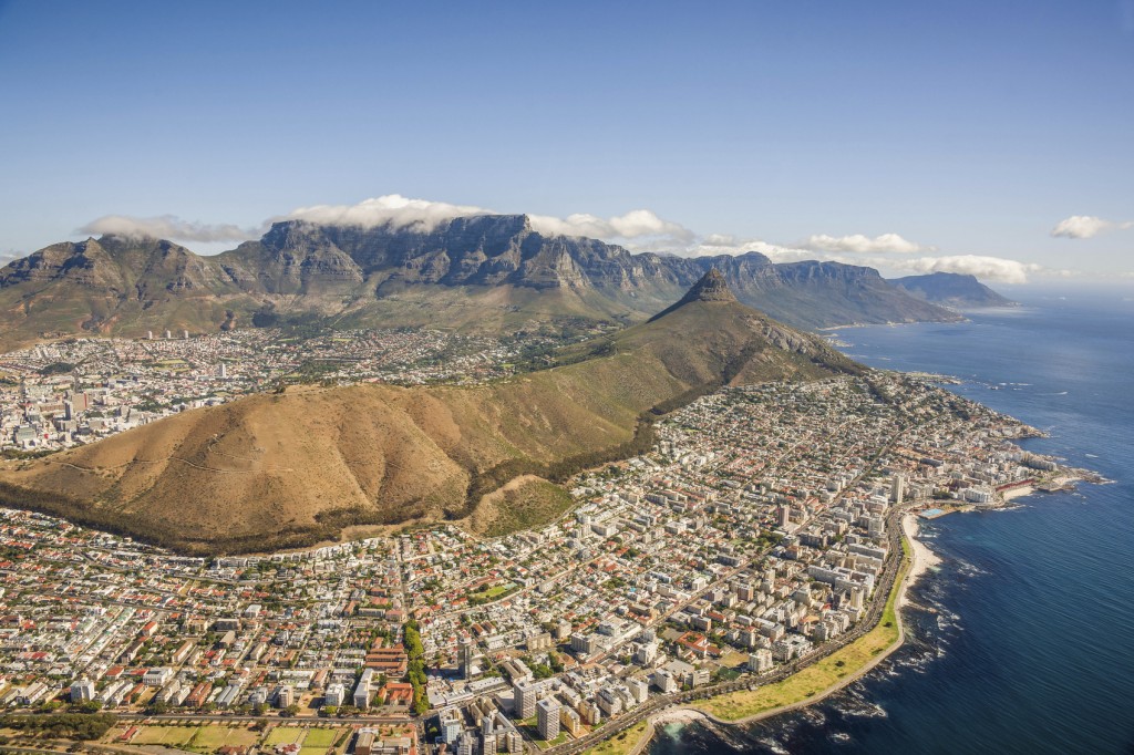 Vista aérea da Table Mountain, na Cidade do Cabo, África do Sul (Foto: John-James Gerber/Getty Images)