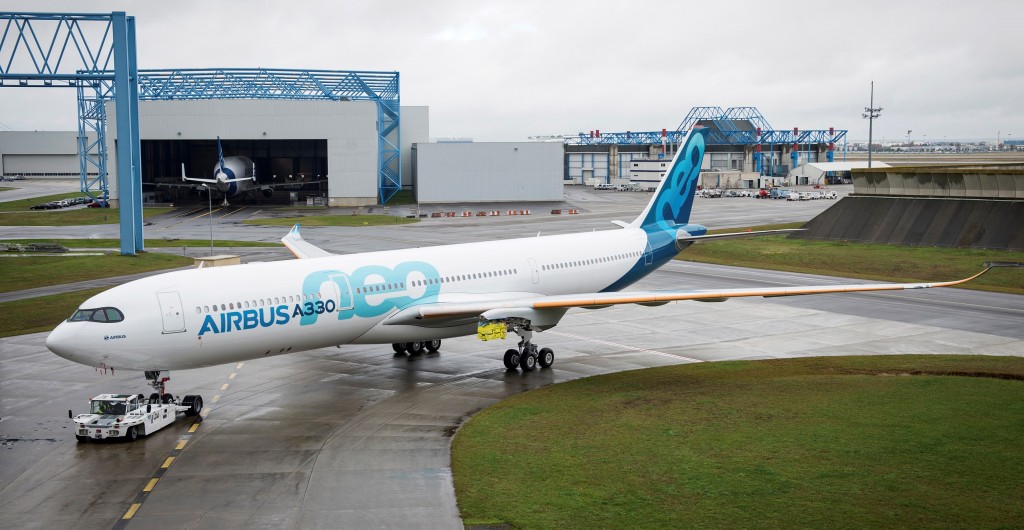 O primeiro A330neo foi apresentado ainda sem os motores (Foto: Divulgação)